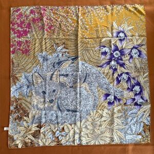 Ferragamo vintage silk scarf, fox print, exquisite! EUC